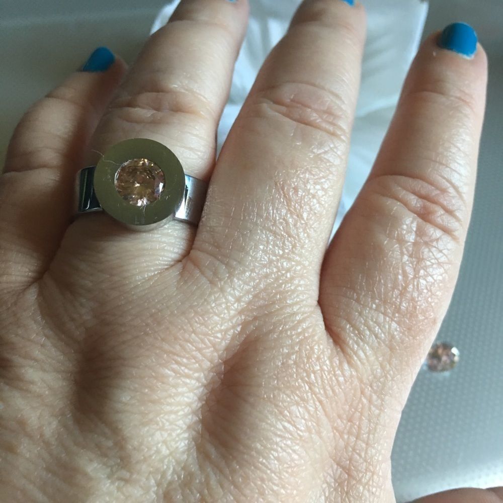 Stainless Multi Crystal Ring‎ - Picture 3 of 3